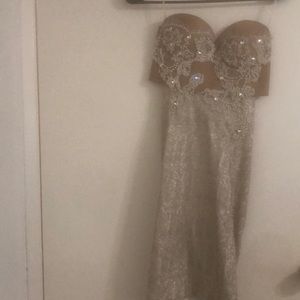 Dress size 6 Au sizing